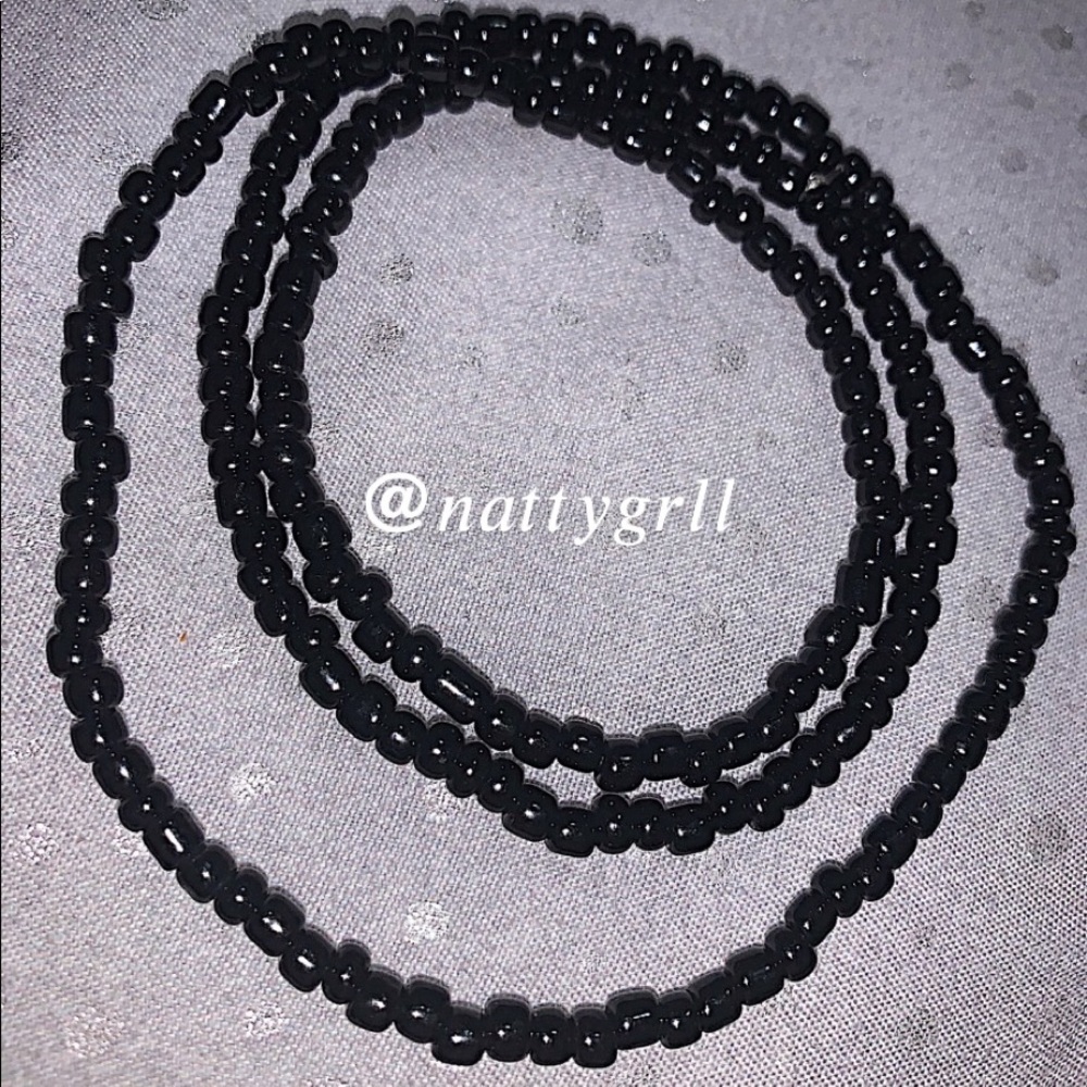 Waist beads